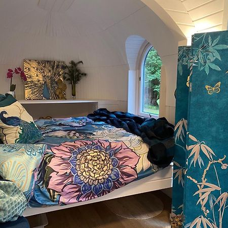 Luxury Woodland Lodge Retreat At Culdees Castle Крифф Экстерьер фото